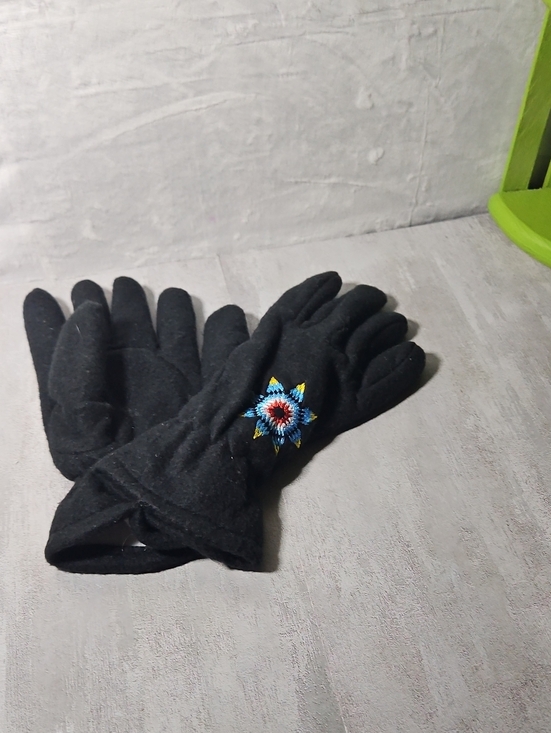 Accessories - black fleece gloves